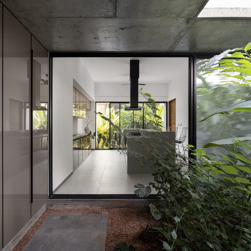 the-stoic-wall-residence-lijo-reny-architects_25